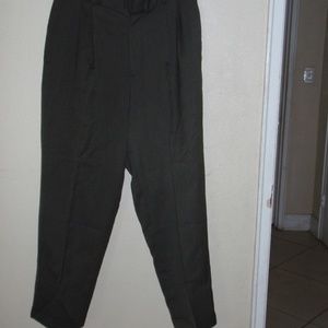 Dockers slates trousers sz 34 -29" inseam pleated/